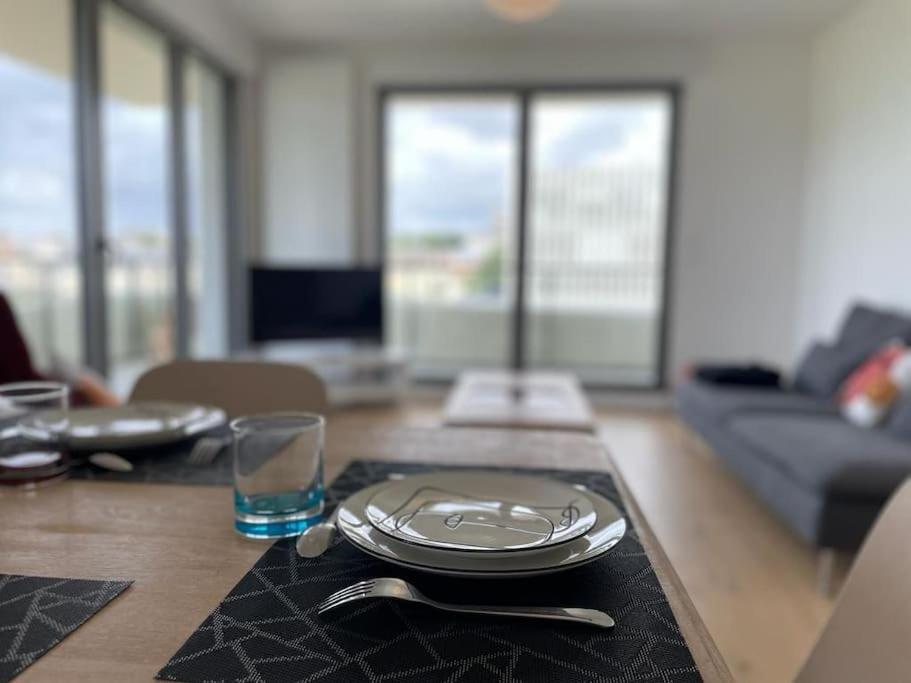 Presqu'Ile, Appartement Neuf Avec Balcon, Salle De Gym Et Parking Caen Extérieur photo