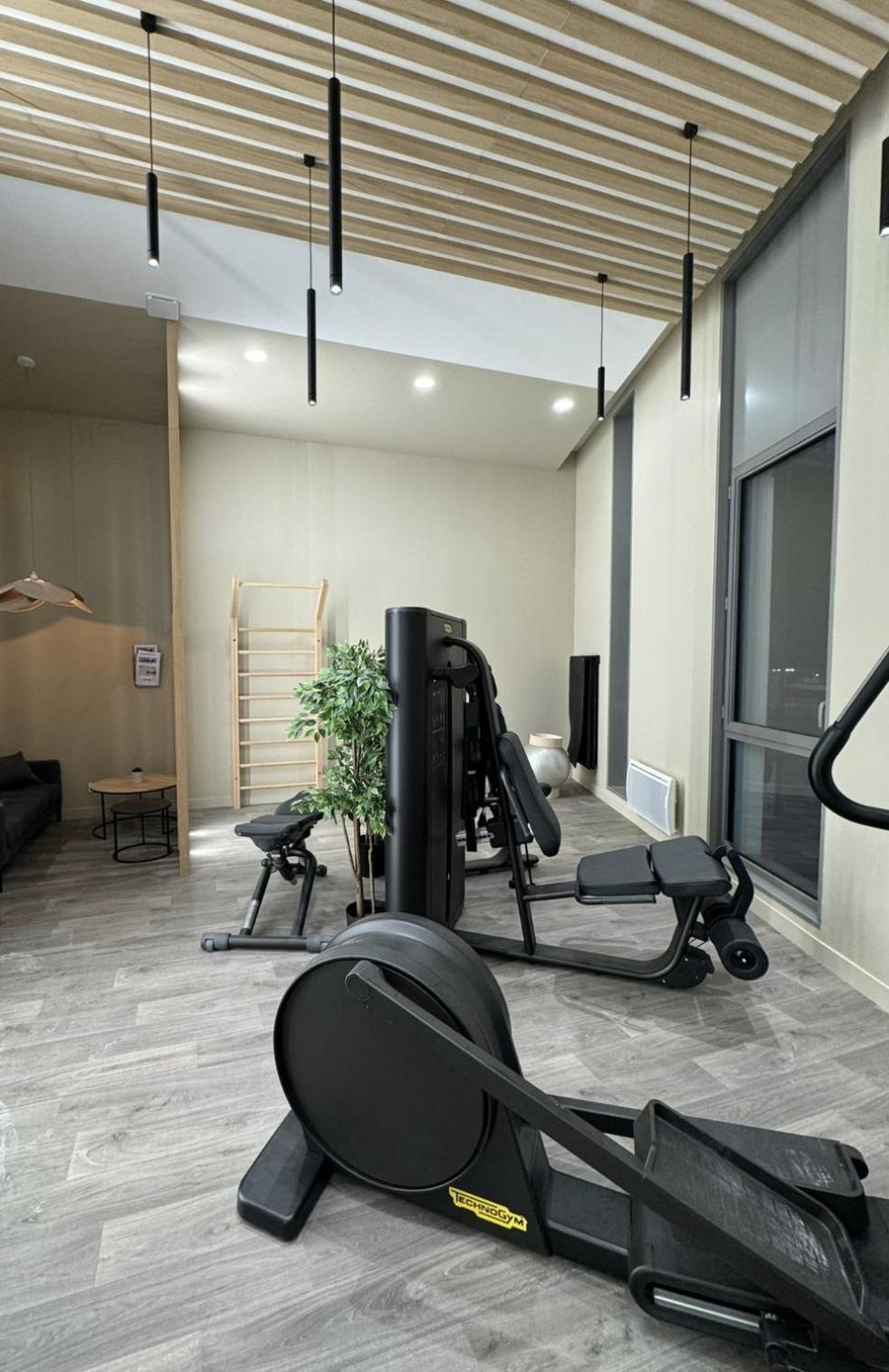 Presqu'Ile, Appartement Neuf Avec Balcon, Salle De Gym Et Parking Caen Extérieur photo